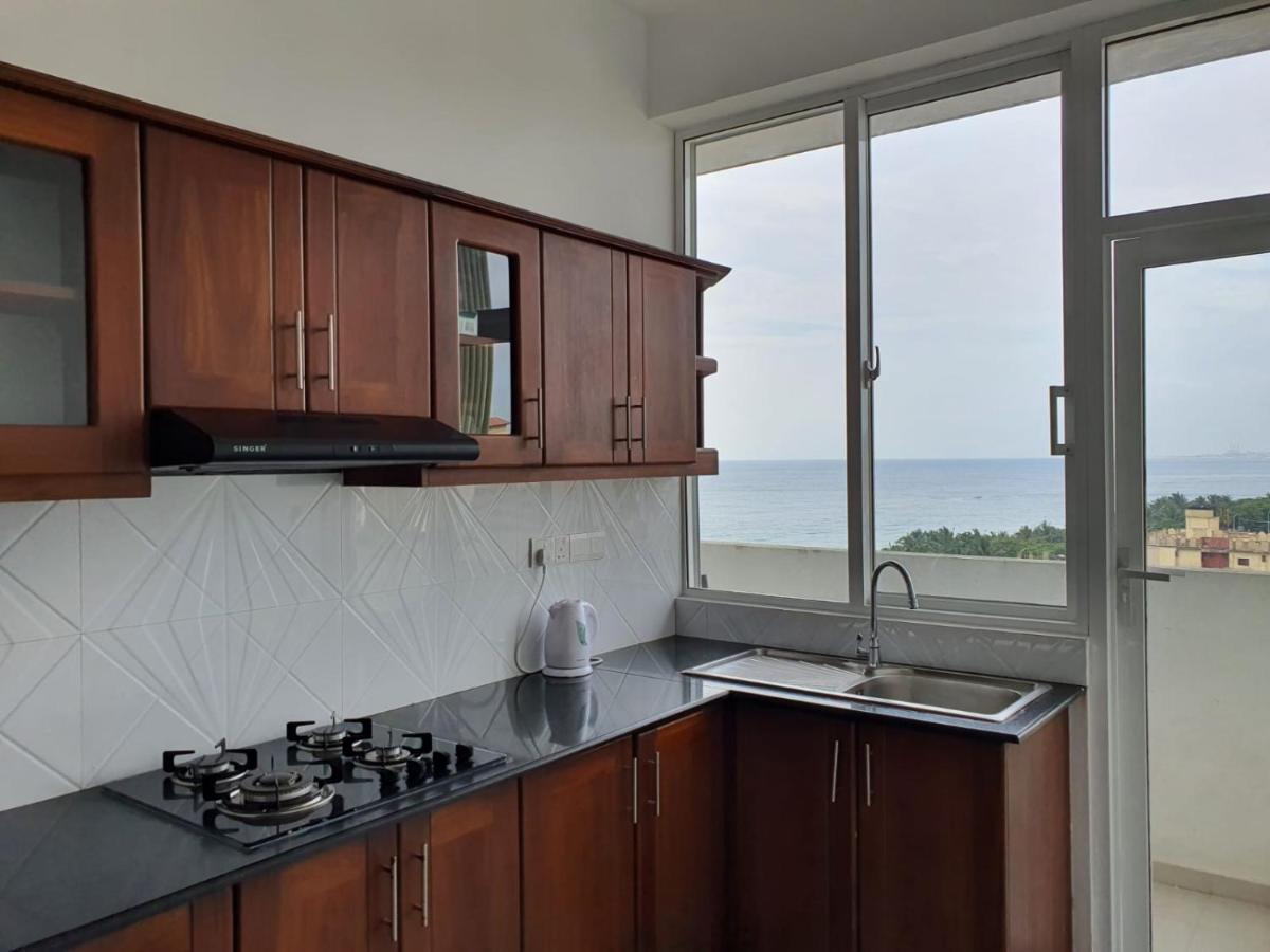New 2 Bedroom Apartment, 100M Away From The Beach Dehiwala-Mount Lavinia Екстериор снимка
