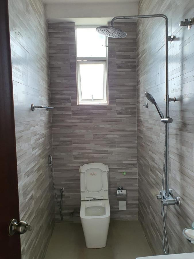New 2 Bedroom Apartment, 100M Away From The Beach Dehiwala-Mount Lavinia Екстериор снимка
